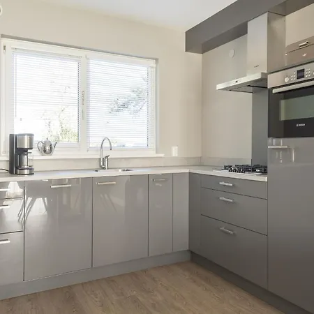 On Texel With A Spacious Terrace 別荘