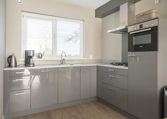 On Texel With A Spacious Terrace Ferienhaus